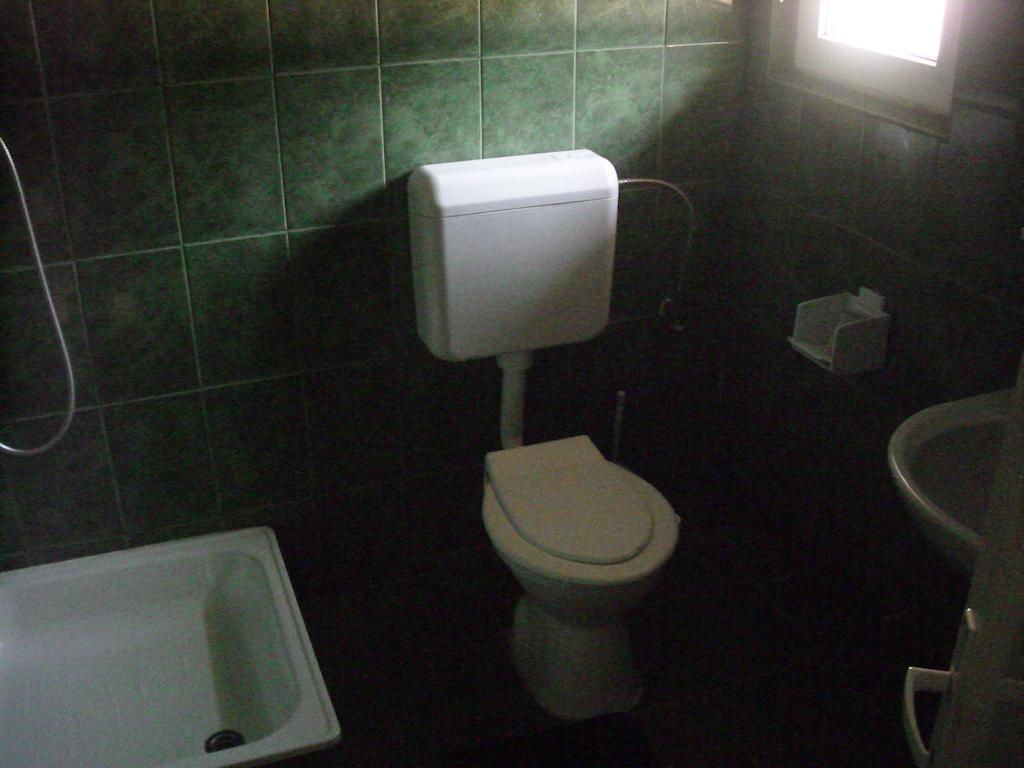Pensiunea Montan Buşteni Camera foto